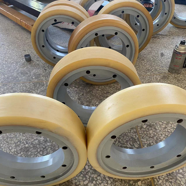 Heavy-duty polyurethane mining wheels