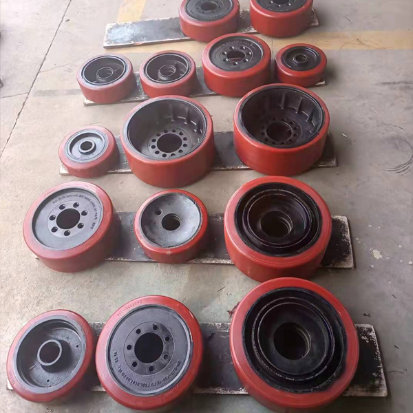 Forklift Drive wheels